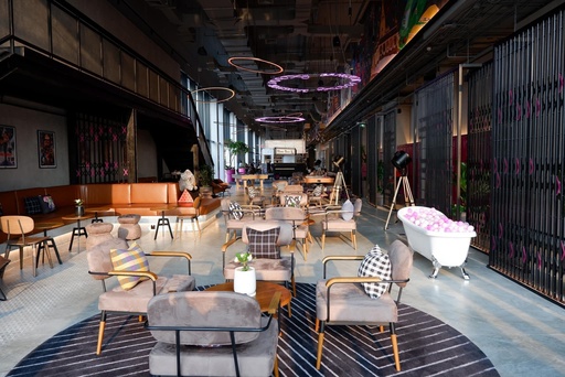 MOXY Bangkok Ratchaprasong 