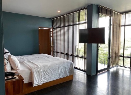 The Paz KhaoYai